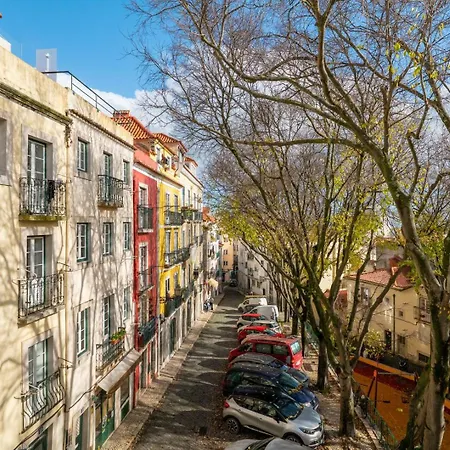 Alfama Charm House Apartamento *